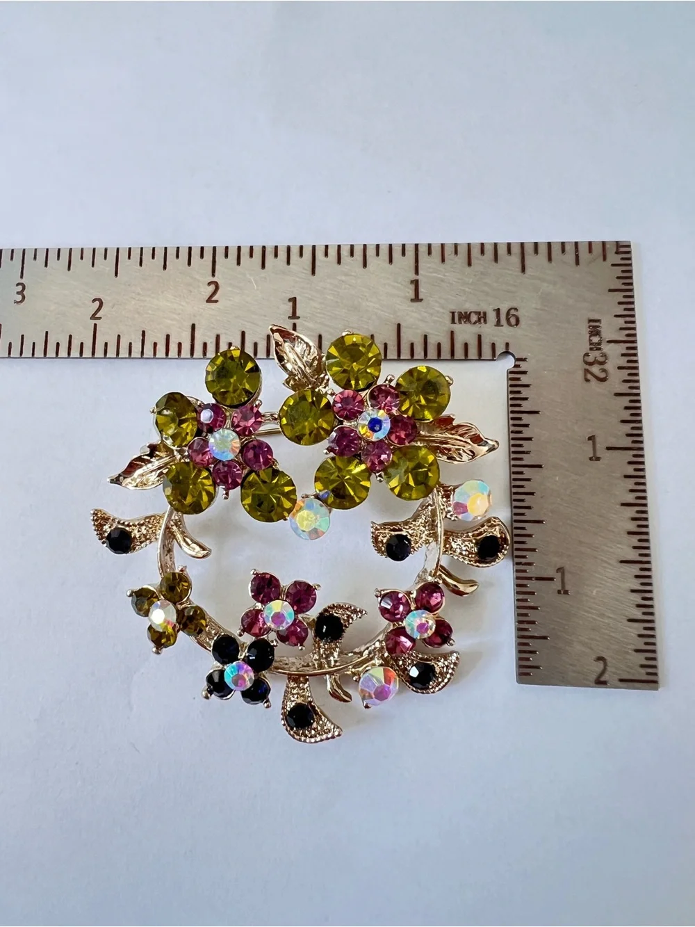 Lot of 3 - Gold-Tone Multi-Color Crystal Wreath Brooches - Women Jewelry